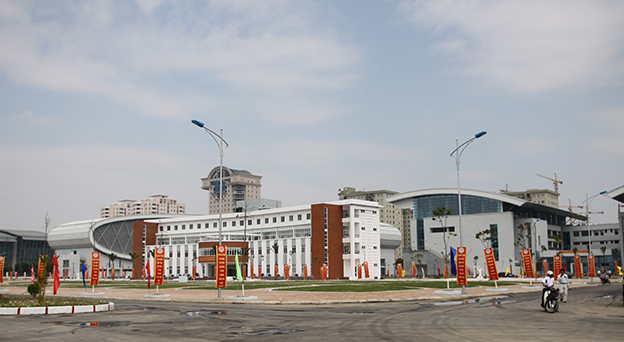 TRUNG TÂM VẬN ĐỘNG VIÊN CẤP CAO MỸ ĐÌNH - CÔNG TRÌNH ĐƯỢC GẮN BIỂN KỶ NIỆM 1.000 NĂM THĂNG LONG - HÀ NỘI